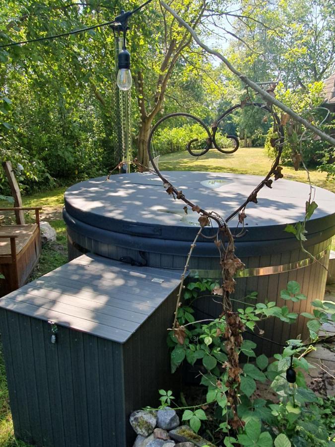 Ferienhaus Blauer See Mit Optionalem Hot-Tub Bockhorn  Exterior photo